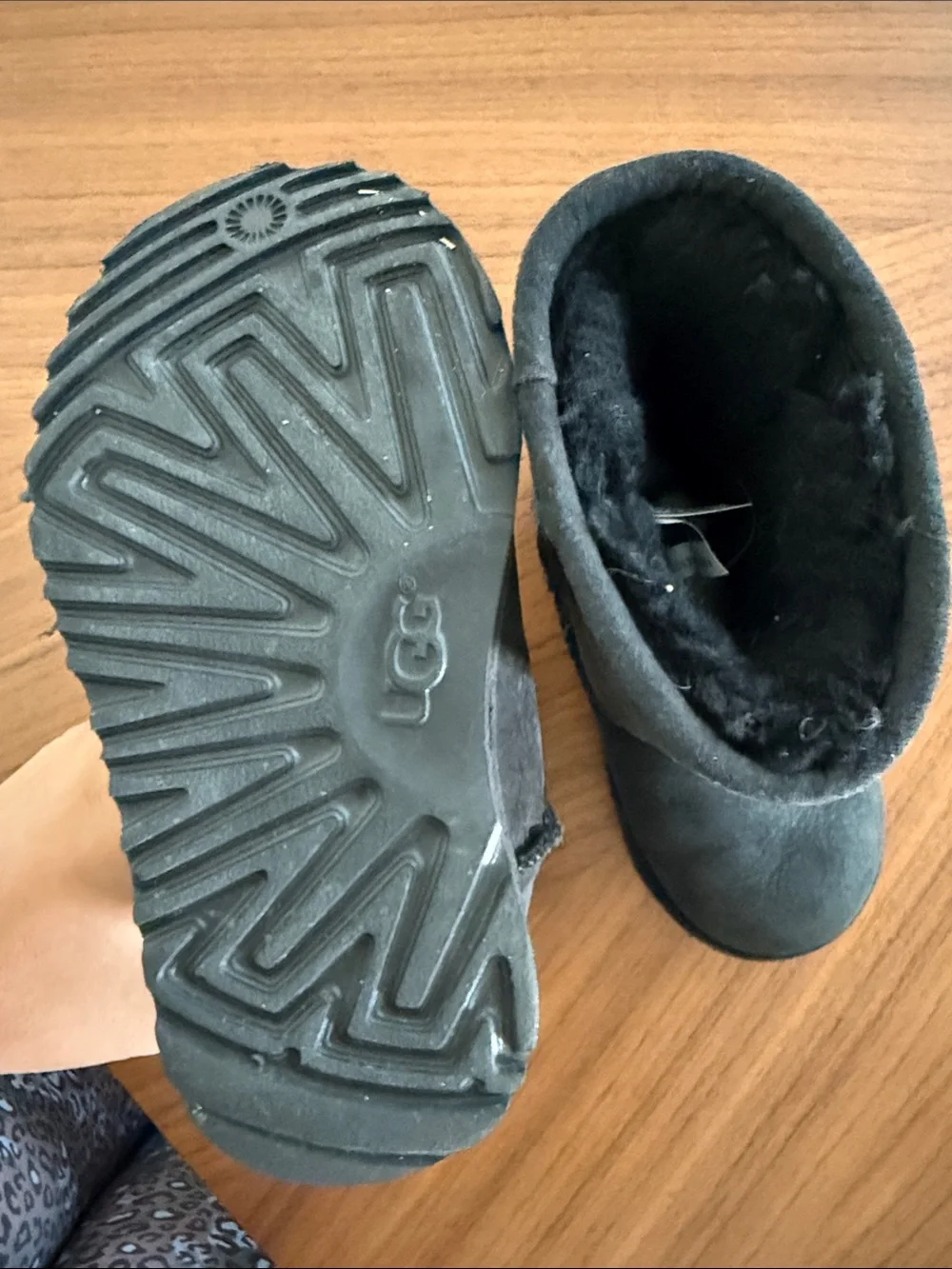 UGG Kids Classic Short Boots in Black